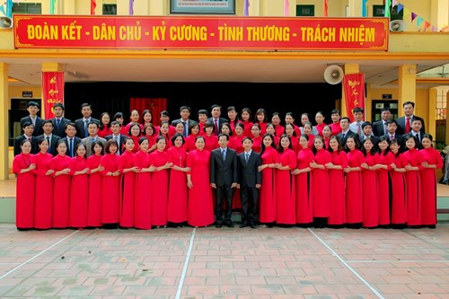 Ảnh truyền thống chào mừng kỷ niệm 20 năm ngày thành lập trường THPT Trung Giã: 1999-2019